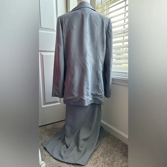 Casual Corner Silk Single Breasted Blazer & Sleeveless Maxi Dress - Picture 5 of 15